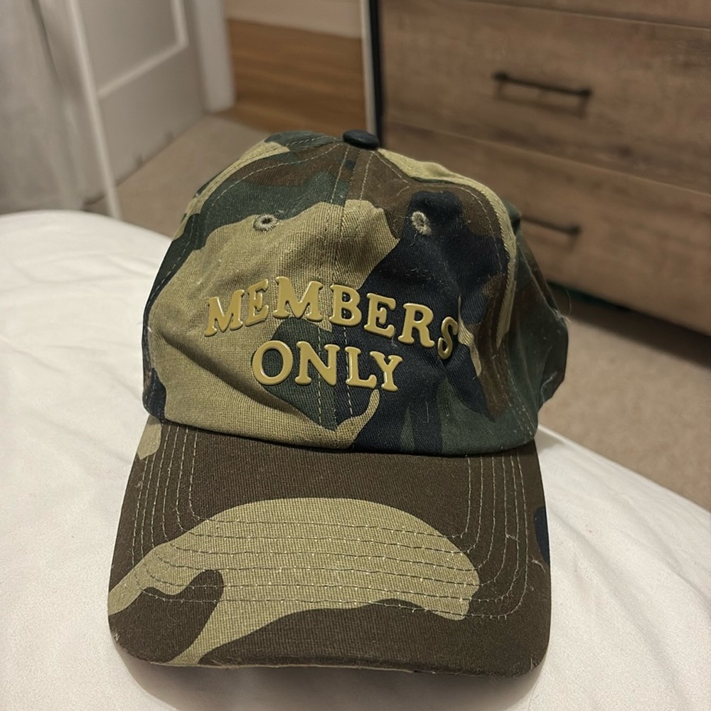 Brand new camo hat